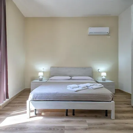 Vico Guest house *